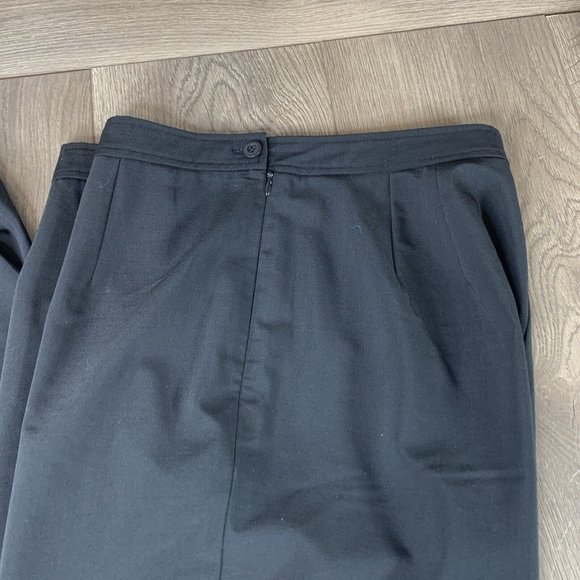 Talbots Stretch Pants Womens Size 12 Black Slacks Hip Zip Button Close Pleats - Picture 5 of 9